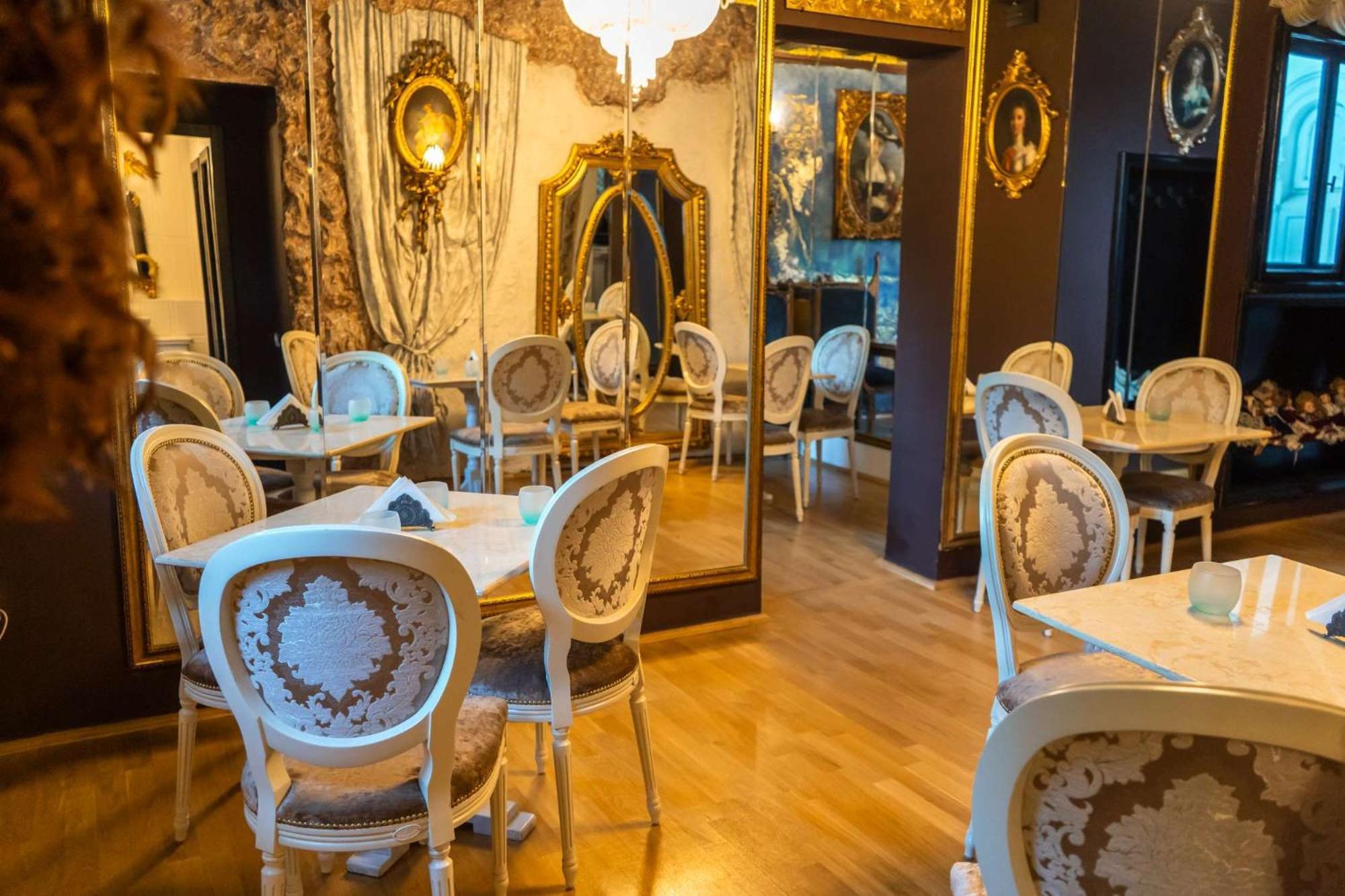Conacul Coroanei Luxury Boutique Hotel Βουκουρέστι Εξωτερικό φωτογραφία