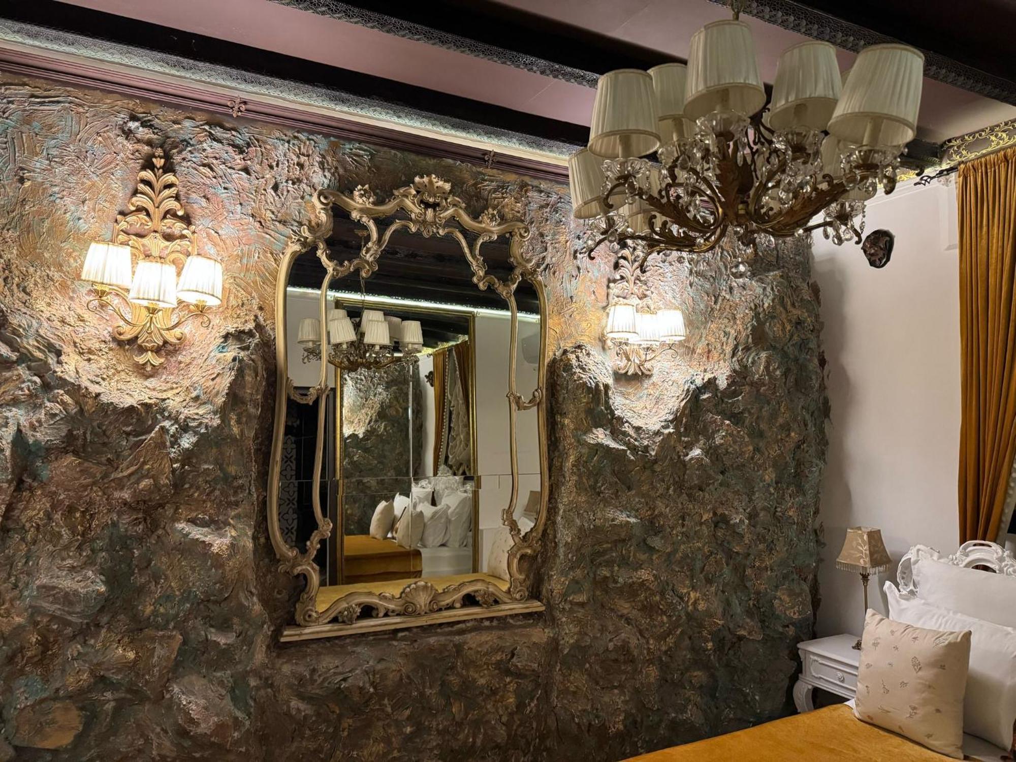 Conacul Coroanei Luxury Boutique Hotel Βουκουρέστι Εξωτερικό φωτογραφία