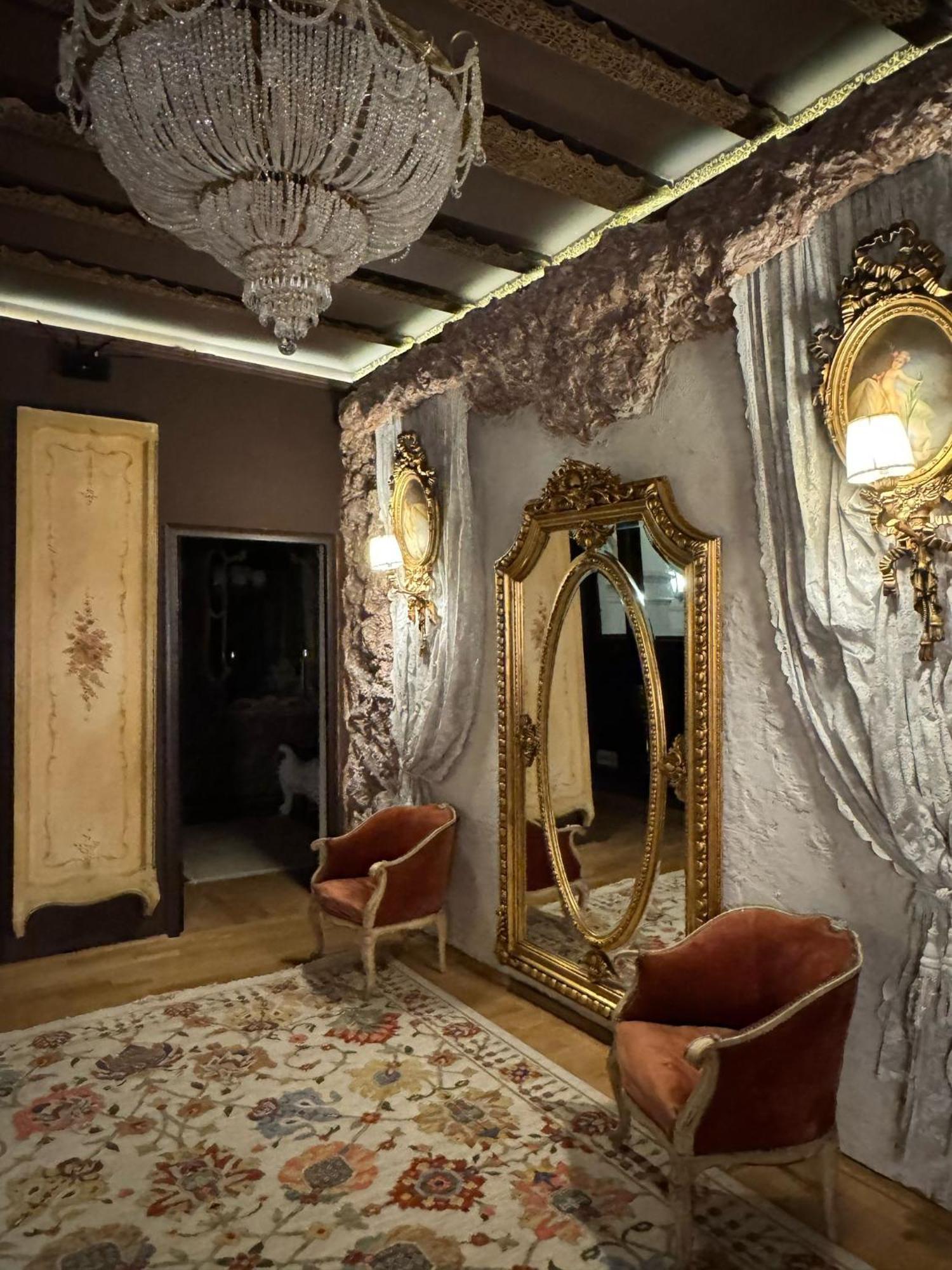 Conacul Coroanei Luxury Boutique Hotel Βουκουρέστι Εξωτερικό φωτογραφία